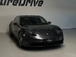 Porsche Taycan full