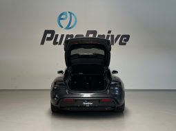 Porsche Taycan full