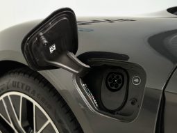 Porsche Taycan full