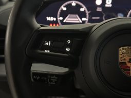 Porsche Taycan full