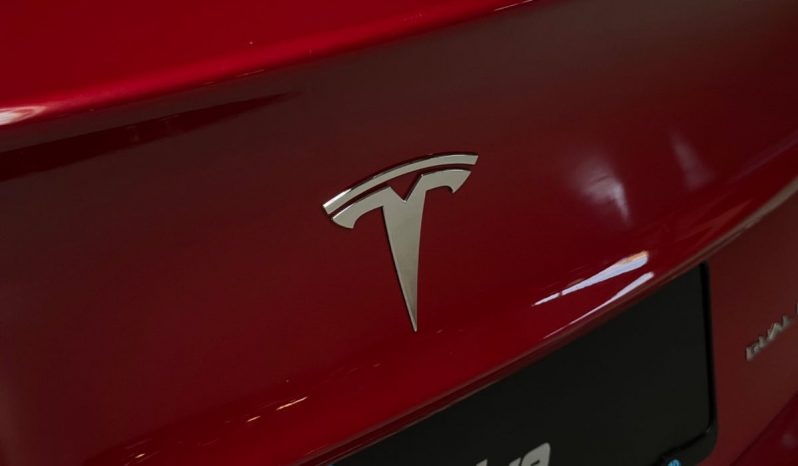 Tesla Model 3 full