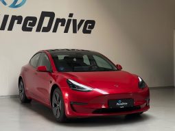 Tesla Model 3 full