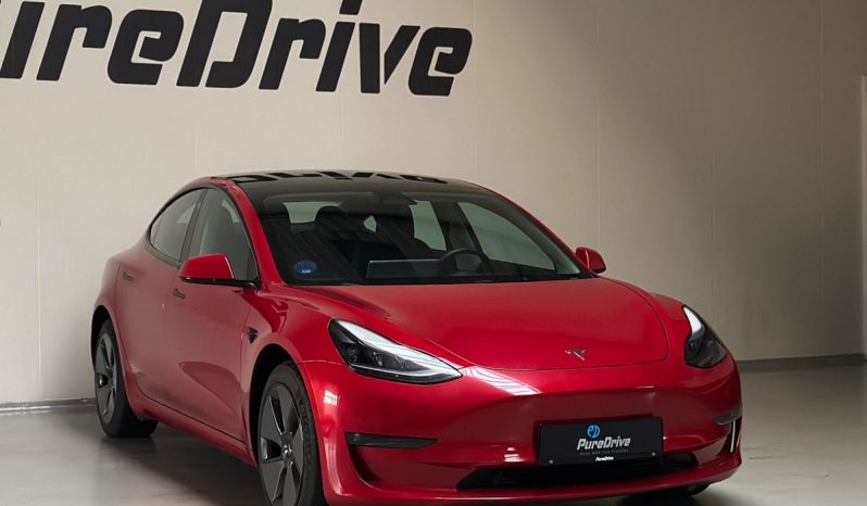 Tesla Model 3 full