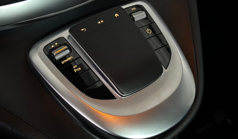 Mercedes EQV full