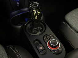 Mini Cooper SE full