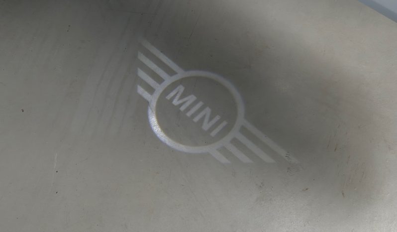 Mini Cooper SE full