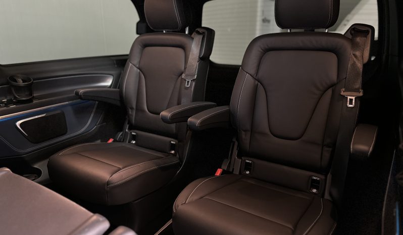 Mercedes EQV300 full