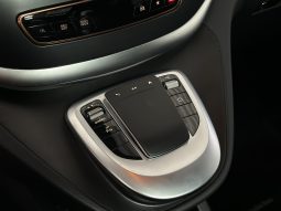 Mercedes EQV300 full