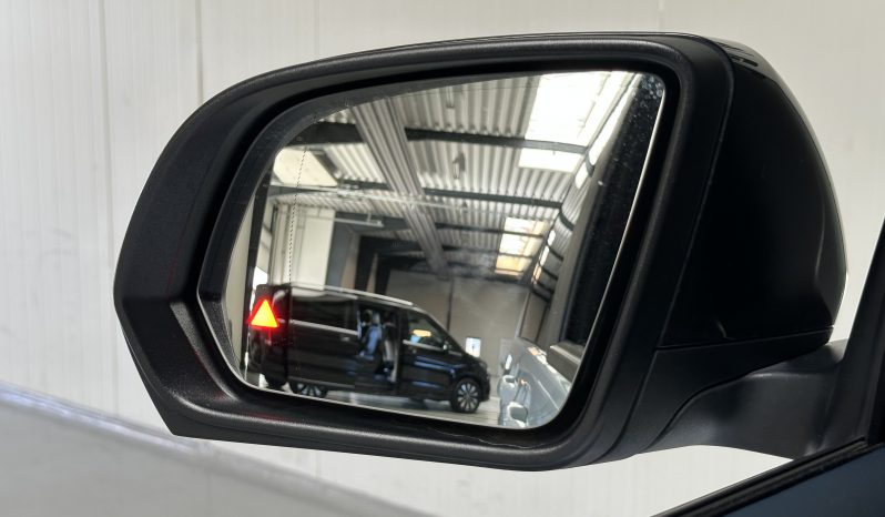 Mercedes EQV300 full