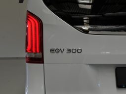 Mercedes EQV300 full