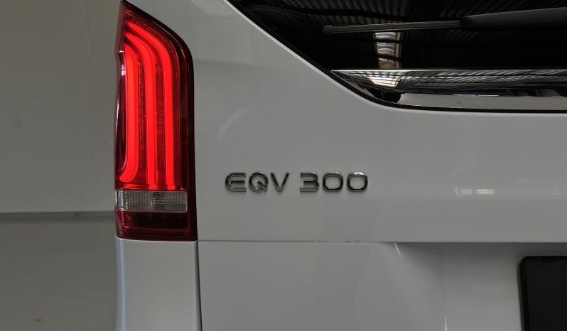 Mercedes EQV300 full