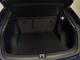 Audi Q4 full