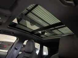 Audi Q4 full
